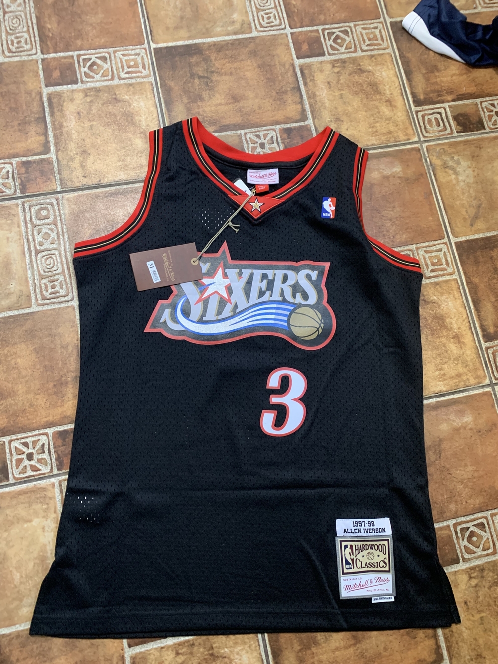 Mitchell & Ness Philadelphia 76ers 1997/98 Iverson Jersey Size M